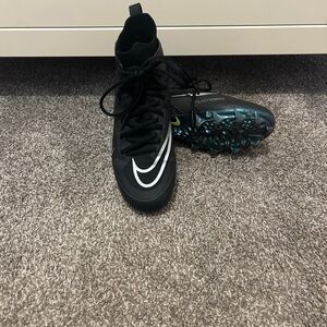 Slightly Used Nike Alpha Huarache 8 Elite Women’s Lacrosse Cleats Size 7 Black